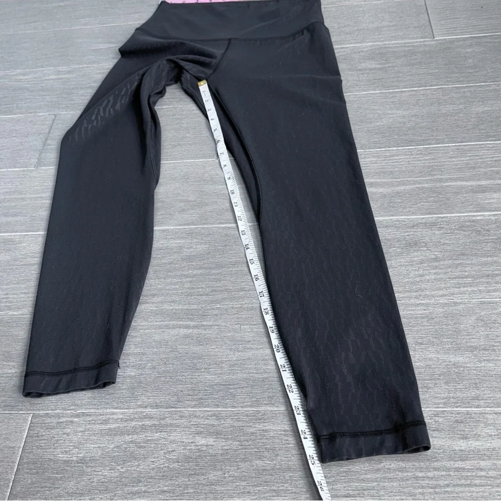 Lululemon Align High Rise Pant 25" Segment Emboss Black Leggings 6 Nulu W5DUYS - Picture 14 of 15